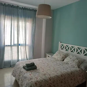 Amplio Piso En A 100 M De La Playa Apartamento